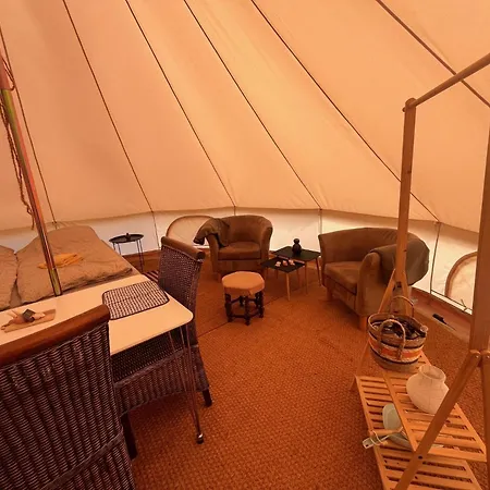 Lango Fjord Glamping Nr 2 Campismo de Luxo Nakskov
